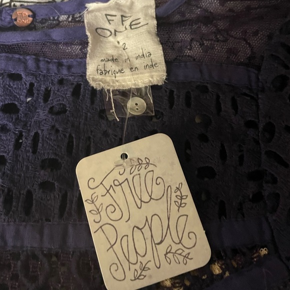 Free people - Picture 3 of 5